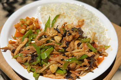 鱼香肉丝盖浇饭